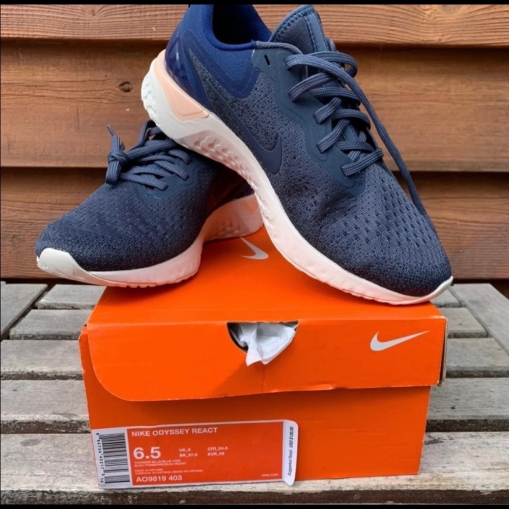 Nike womens 6.5